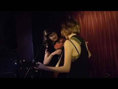 Molly Tuttle and Rachel Baiman - You Didn't Call My Name