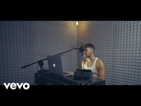 AIELLO - CHE CANZONE SIAMO (Live Studio)