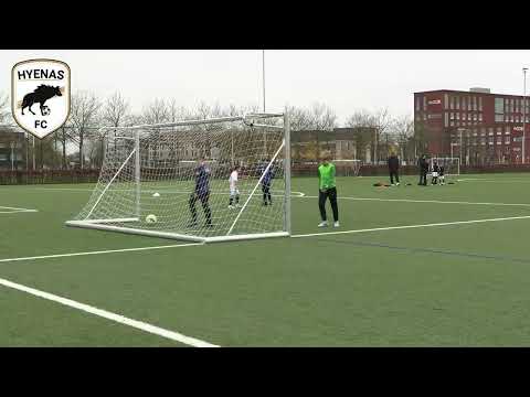 06 - 02 Hyenas JO10-1 vs Vriendenschaar JO10-1 20251115