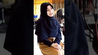 Download lagu SHOLAWAT BADAR - LISNA mp3