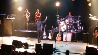 O.A.R. sings Fool in the Rain at the Paramount