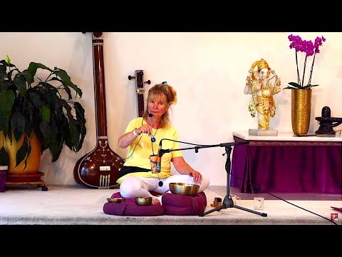 Ankommensstunde Yoga Vidya Grundreihe mit Sharima 16:30 Uhr 14.08.2020