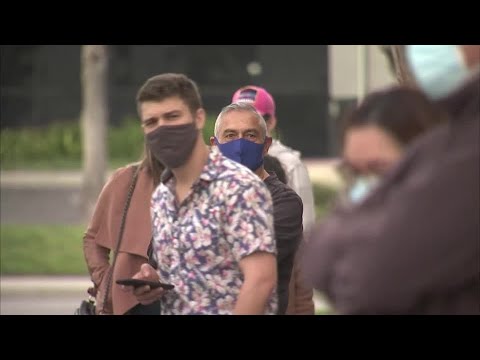 疫苗追逐者在加州追尋、等待和希望。 (Vaccine chasers hunt, wait and hope in California)