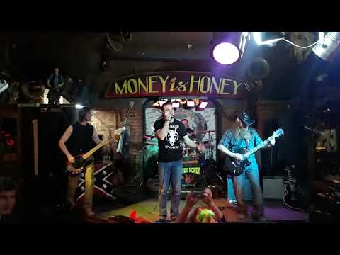 Nailhead Opossums - Completely Selfish Man (live)