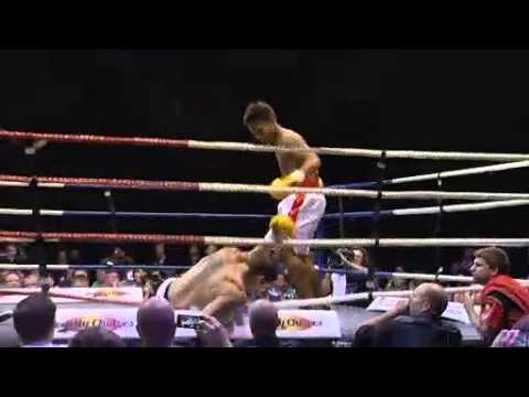 Hooper wins boxing world title with knock out punch