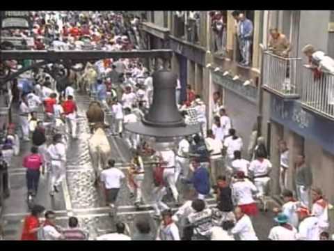 July 8 2002 encierro with Cebada Gago bulls in Pamplona