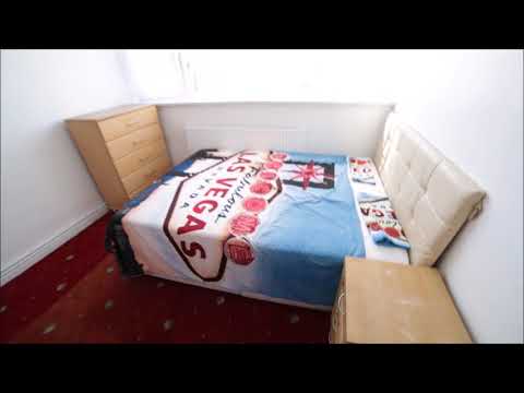 Rooms to rent in a renovated 4-bedroom apartment in Mile End - Spotahome (ref 220347)