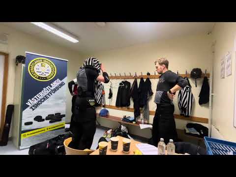 Mic’d up med domartrion ifrån Skövde IK-Mariestad Bois