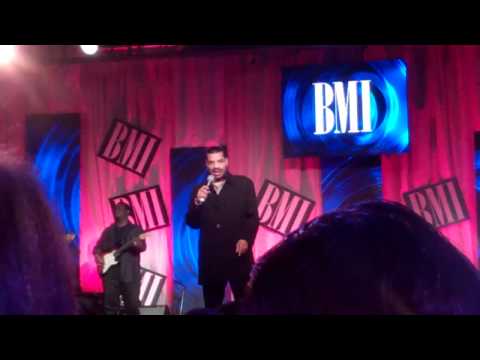 D.J. Rogers sings Clean Inside & I'll Make It at BMI Luncheon honoring Hezekiah Walker.mp4