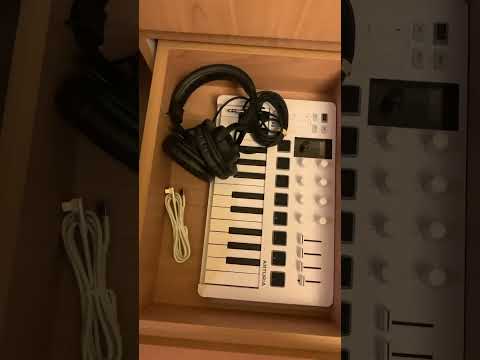 New Arturia Minilab Mk3 - My fav midi keyboard so far #arturiaminilab #audiotechnica #musicproducer