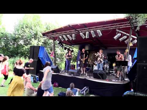 Tribute to Rico - "Fiesta" live op Art Carnivale Fest