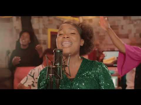 STEPHANIE SAINT-SURIN DOMINE OFFICIAL VIDEO Ecrit par #MirtilDamestoire