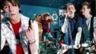 Mcfly We Are the Young-them when they were young