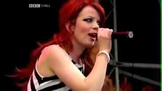 Garbage - Right Between the Eyes (Glastonbury Festival 2005) HD Sound