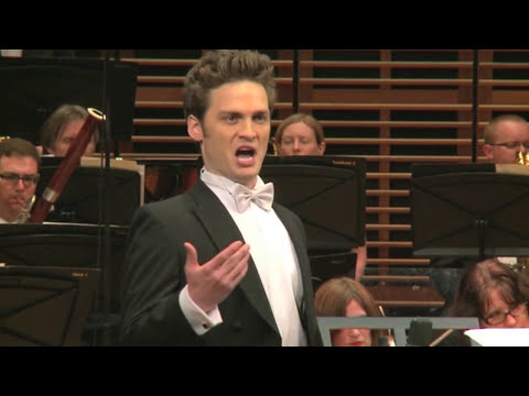 Hai gia vinta la causa... Vedro mentr'io sospiro