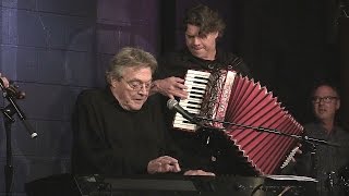 Terry Allen w/ Ryan Bingham - There Oughta be a Law... Live at McCabe&#39;s