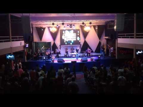 Majestade Santa + Acende o fogo