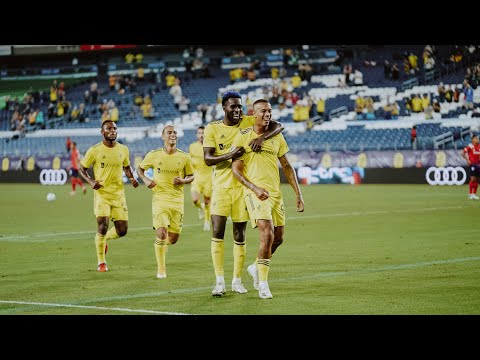 GOAL: Jhonder Cádiz scores first goal in gold