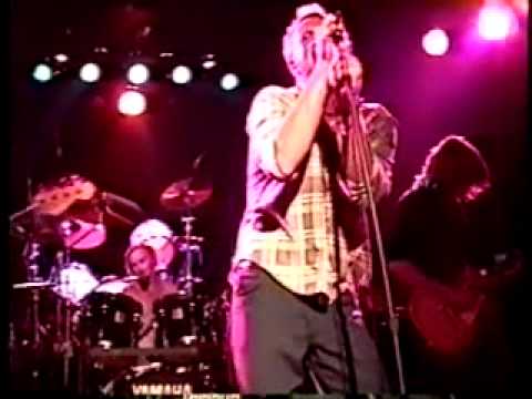 Stone Temple Pilots - Where The River Goes (Live 1992)