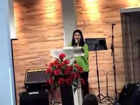Pra.Adriana 21-09-2013 - Desperta Mulher - Ministério Vida de Deus
