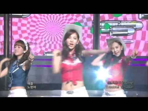 SNSD - Hoot Live (Nov 6, 2010)