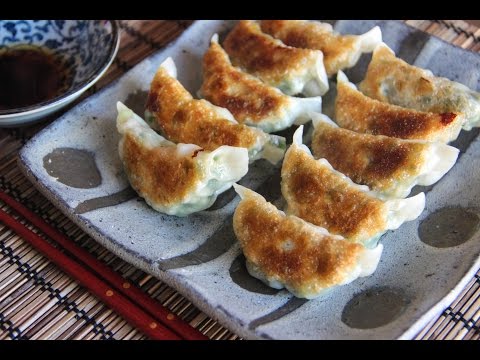 download lagu mp3 mp4 Prawn Gyoza How To Cook, download lagu Prawn Gyoza How To Cook gratis, unduh video klip Prawn Gyoza How To Cook