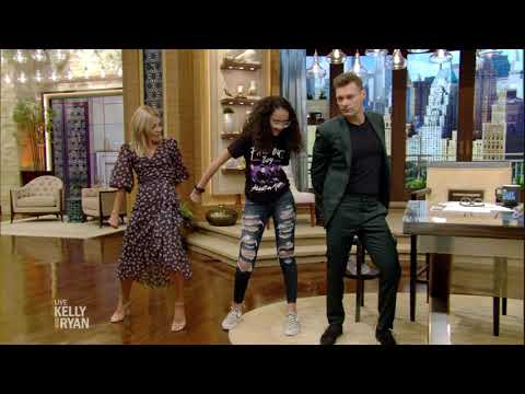 Kelly & Ryan Get Ready to Set Flossing World Record