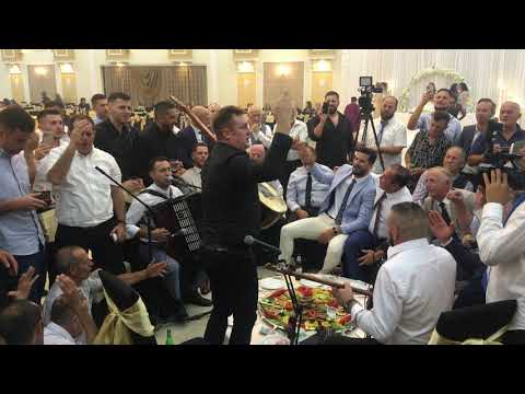 Vellezrit Agaj Zhutat