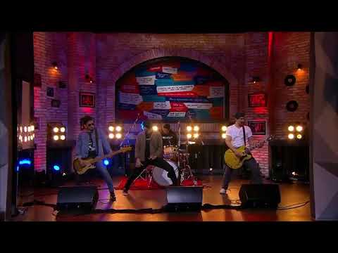 Jamming : Vincent Desta, Anji & Eno - All The Small Things (Blink182)