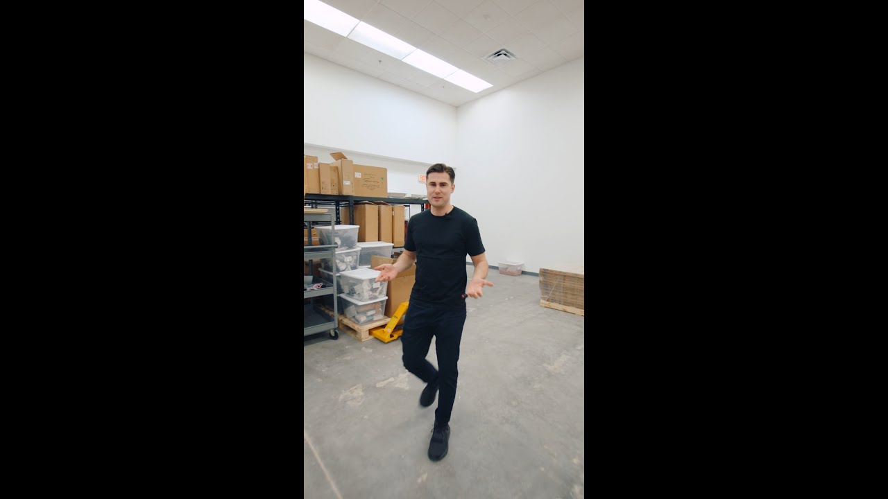 Deel IT North America Warehouse Tour