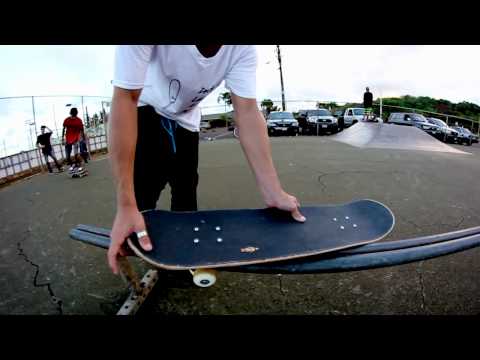 Trick Tip: Backside Feeble Grind