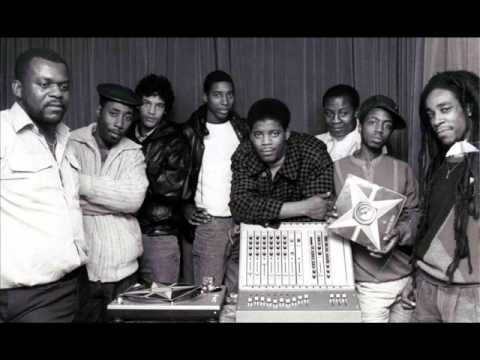 Hopeton Lindo-Assassinator, Play By The Sound Alone (King Tubby Sound, London Dubplate)