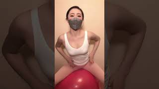 美女と一緒にトレーニングすると、いろんなところが元気になるね！