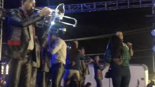 Traicionera / La Arrolladora Banda Limón