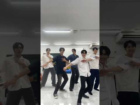 Perth Santa Book Aun Junior dance #forcebook #fforcejs #kasibook #perfect10liners #arcarm#perthsanta