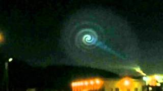 Giant sky spiral shocks Norwegians in December 2009