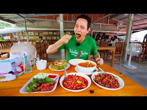 Thai Street Food - EXTREME SPICY Jungle Curry!! 🌶️