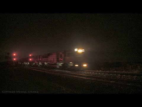 SCT 6MP9 Freight Train At Night (4/1/2019) - PoathTV Australian Railways