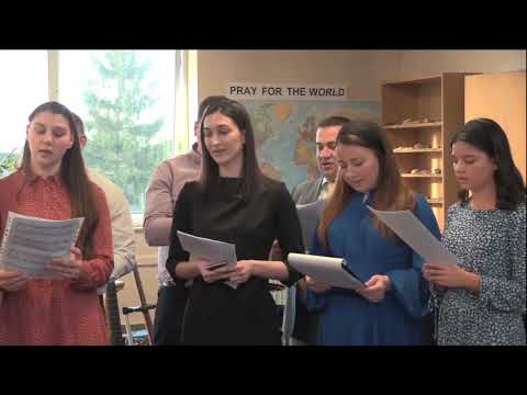 Corul (Isus E Viu .Amin )