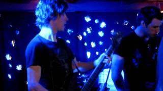 Boys are back in Town Cover HALFCUT