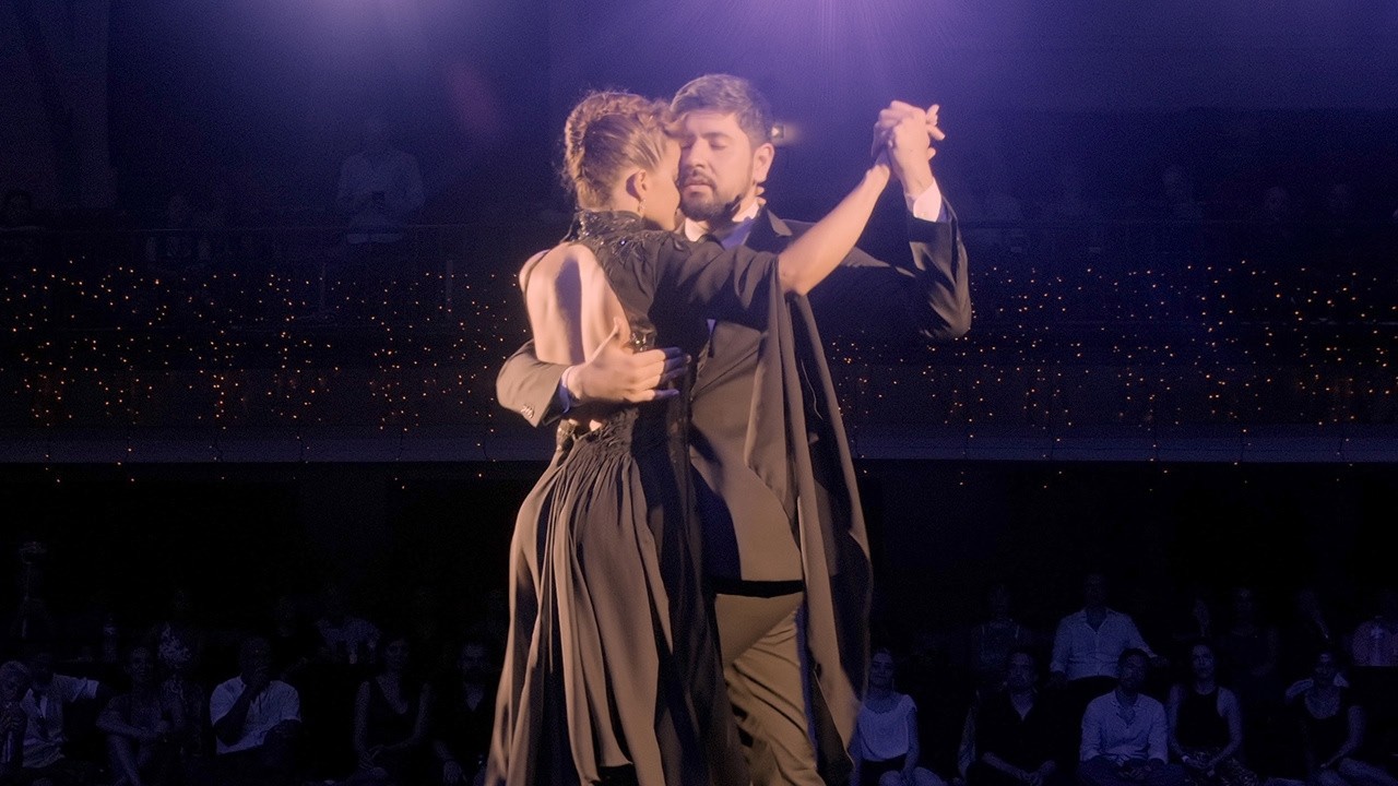 Video thumbnail for Agostina Tarchini and Sebastian Jimenez – En el lago azul at Lisbon Tango Festival 2024