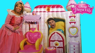 Princess Aurora’s Giant Princess Castle ! ||  Toy Review || Konas2002