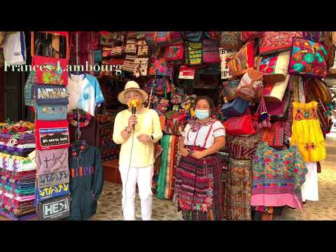 Mercado de Artesanías em Antigua Guatemala.