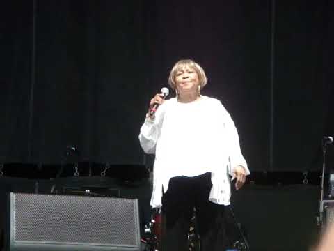 Mavis Staples and Jeff Tweedy | You Are Not Alone | live Lollapalooza, August 6, 2010