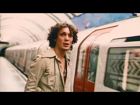 afbeelding Desayuno en Plutón (2005) ORIGINAL TRAILER [HQ]