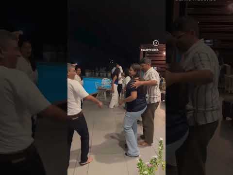 Mandy Oh Oh Jaane Jana Live Singer in Udaipur