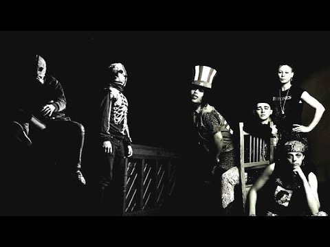 twenty øne piløts VS 4 Non Blondes - What's a Kitchen Sink (MASHUP)