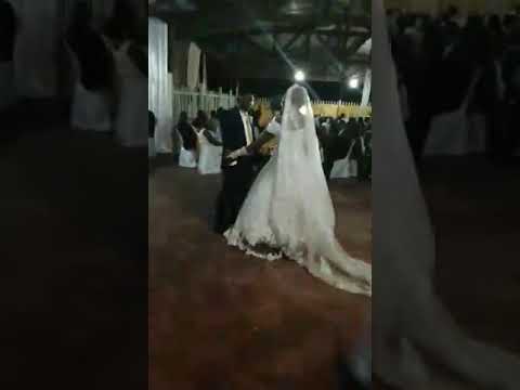 Laisse moi taimer de Darina victry par Claricedarenezoe