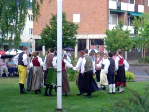 2004-06-29 Folkdans i Munkfors