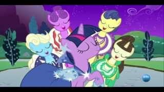 Kadr z teledysku En la Gala [At the Gala] (European Spanish) tekst piosenki My Little Pony: Friendship Is Magic (OST)